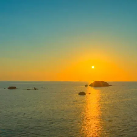 Christinas Lofts Ágios Matthaíos