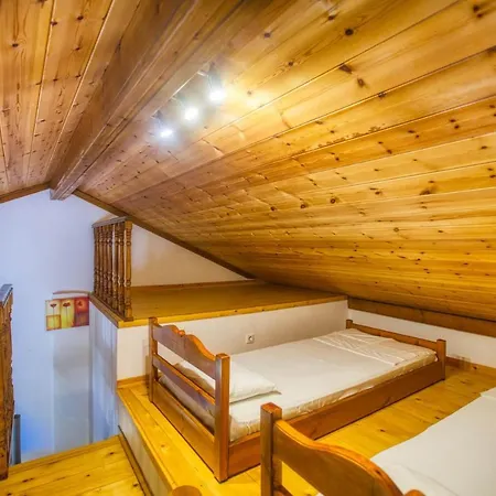 Christinas Lofts * Ágios Matthaíos